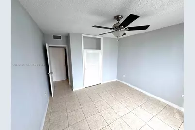 7545 E Treasure Dr #8J, North Bay Village, FL 33141 - Photo 15