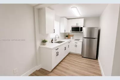 2332 Roosevelt St #B, Hollywood, FL 33020 - Photo 5