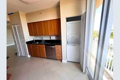 2425 SW 27th Ave #1004, Miami, FL 33145 - Photo 21
