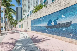 325 S Biscayne Blvd, Miami, FL 33131 - Photo 49
