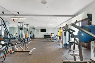 325 S Biscayne Blvd, Miami, FL 33131 - Photo 41