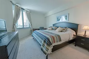 325 S Biscayne Blvd, Miami, FL 33131 - Photo 7