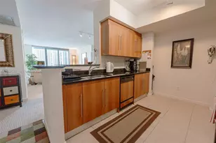 325 S Biscayne Blvd, Miami, FL 33131 - Photo 19