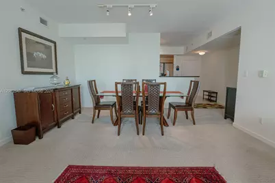 325 S Biscayne Blvd #2119, Miami, FL 33131 - Photo 17