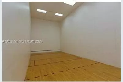 540 Brickell Key Dr #1511, Miami, FL 33131 - Photo 23