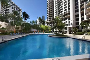 540 Brickell Key Dr, Miami, FL 33131 - Photo 23