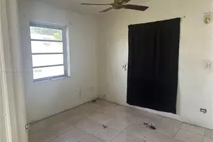440 NW 133rd St, North Miami, FL 33168 - Photo 9