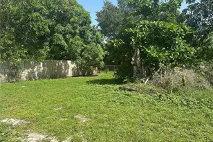 440 NW 133rd St, North Miami, FL 33168 - Photo 21