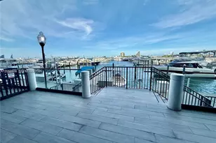 555 NE 15th St, Miami, FL 33132 - Photo 23