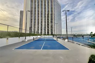 555 NE 15th St, Miami, FL 33132 - Photo 17