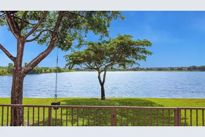 22201 SW 92nd Pl, Cutler Bay, FL 33190 - Photo 3