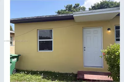 2534 NW 80th St #2534, Miami, FL 33147 - Photo 3