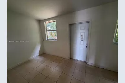 2534 NW 80th St #2534, Miami, FL 33147 - Photo 11