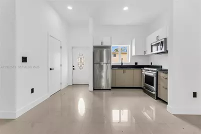 1011 SW Sw 7th St Miami Fl #2, Miami, FL 33130 - Photo 9