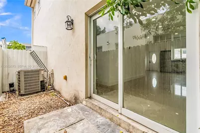 1011 SW Sw 7th St Miami Fl #2, Miami, FL 33130 - Photo 37