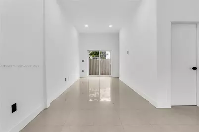 1011 SW Sw 7th St Miami Fl #2, Miami, FL 33130 - Photo 27