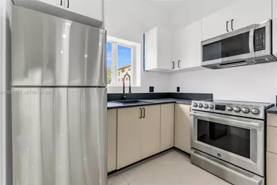 1011 SW Sw 7th St Miami Fl #2, Miami, FL 33130 - Photo 11