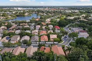 10232 SW 16th Ct, Pembroke Pines, FL 33025 - Photo 31