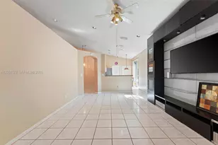 10232 SW 16th Ct, Pembroke Pines, FL 33025 - Photo 9