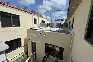 730 14th Pl, Miami Beach, FL 33139 - Photo 13