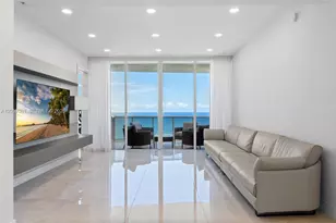 18201 Collins Ave, Sunny Isles Beach, FL 33160 - Photo 11