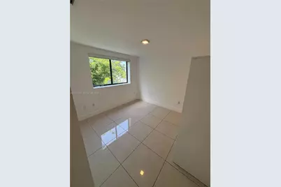 829 SW 18th Ave #209, Miami, FL 33135 - Photo 7