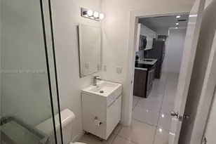 829 SW 18th Ave, Miami, FL 33135 - Photo 9