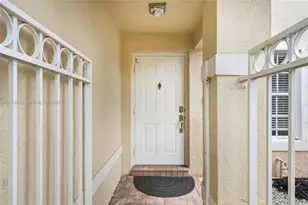 2293 NW 170th Ave, Pembroke Pines, FL 33028 - Photo 5