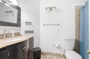 2293 NW 170th Ave, Pembroke Pines, FL 33028 - Photo 19