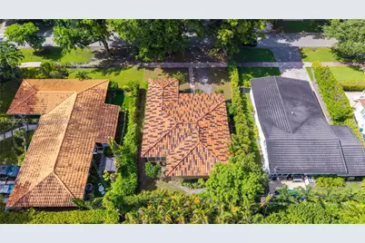 1505 Zoreta Ave, Coral Gables, FL 33146 - Photo 5