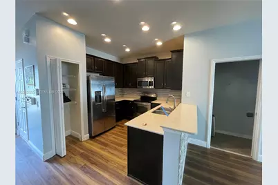 9038 Shepton Street, Orlando, FL 32825 - Photo 5