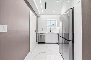 10190 Collins Ave, Bal Harbour, FL 33154 - Photo 11