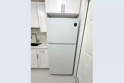 417 NW 7th Ter #2, Fort Lauderdale, FL 33311 - Photo 5