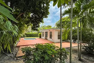 8045 SW 62nd Ct, Miami, FL 33143 - Photo 13