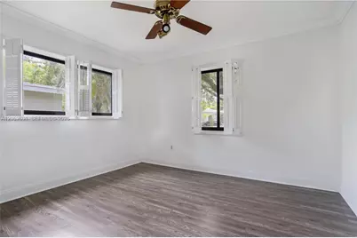 8045 SW 62nd Ct, Miami, FL 33143 - Photo 11