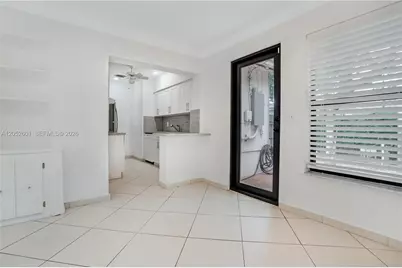 8045 SW 62nd Ct, Miami, FL 33143 - Photo 7