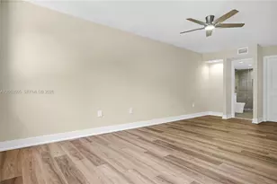 1400 St Charles Pl, Pembroke Pines, FL 33026 - Photo 15