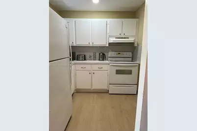8135 Sunrise Lakes Blvd #308, Sunrise, FL 33322 - Photo 11