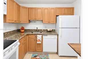 5112 NW 79th Ave, Doral, FL 33166 - Photo 1