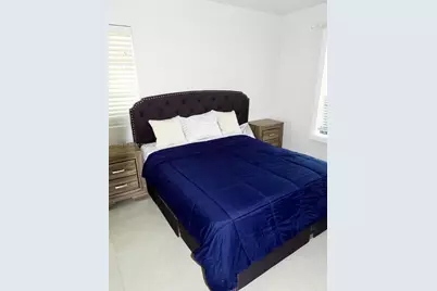 715 Hollywood Blvd, Hollywood, FL 33019 - Photo 21