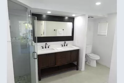 715 Hollywood Blvd, Hollywood, FL 33019 - Photo 15