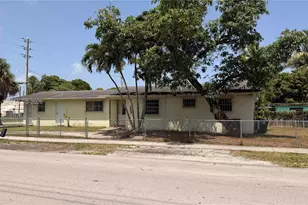 10841 NW 8th Ave, Miami, FL 33168 - Photo 3