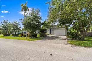 9340 SW 177th St, Palmetto Bay, FL 33157 - Photo 1