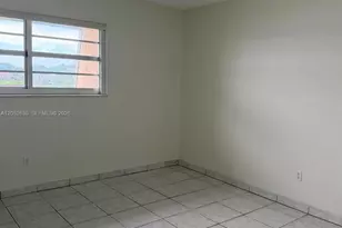 310 NW 107th Ave, Miami, FL 33172 - Photo 9
