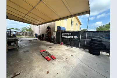 2304 SW 60th Way, Miramar, FL 33023 - Photo 3