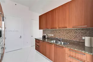 16001 Collins Ave, Sunny Isles Beach, FL 33160 - Photo 13