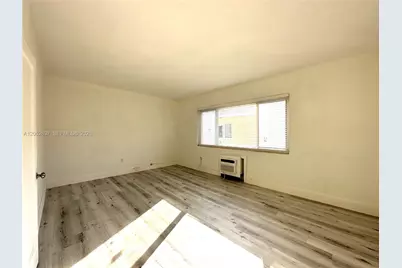 955 Bay Dr #7, Miami Beach, FL 33141 - Photo 11