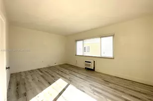 955 Bay Dr, Miami Beach, FL 33141 - Photo 11