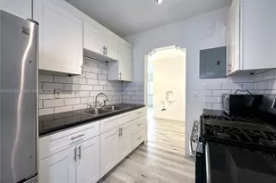 955 Bay Dr, Miami Beach, FL 33141 - Photo 5