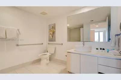 2602 E Hallandale Beach Blvd #R2404, Hallandale Beach, FL 33009 - Photo 15